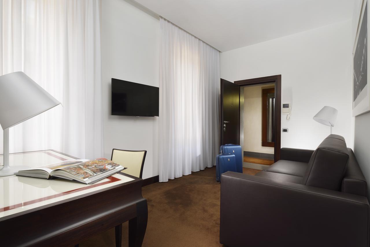 Milano Castello Luxury Apartment ภายนอก รูปภาพ
